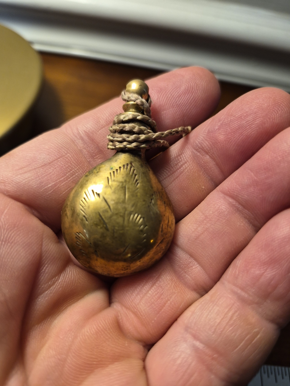 Vintage Brass Round Perfume Pendant Necklace - Picture 6 of 8
